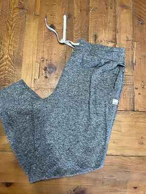 Vuori joggers size L VGUC